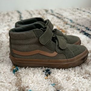 Vans Sk8 Green Suede Shoes